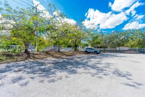 8501 NW 8th Street Miami FL 33126
