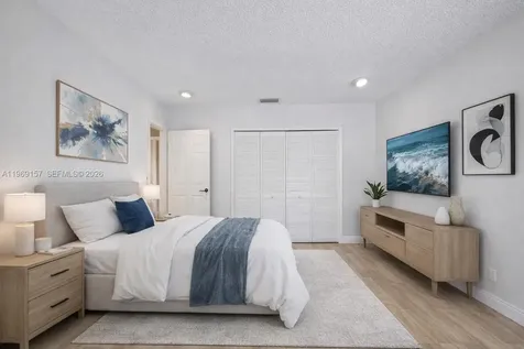 3280 Huntington Weston FL 33332