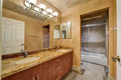 3280 Huntington Weston FL 33332