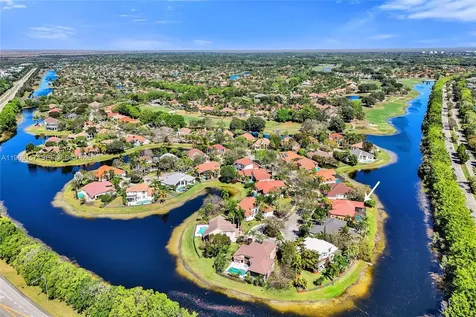 3280 Huntington Weston FL 33332