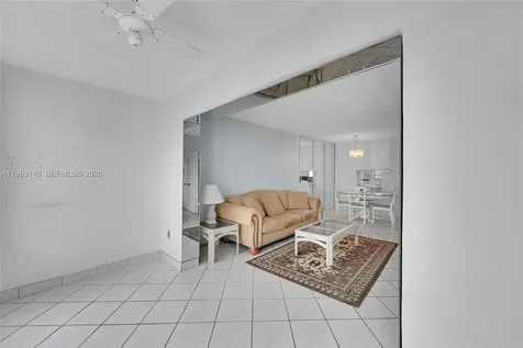 7960 N Sunrise Lakes Drive Sunrise FL 33322