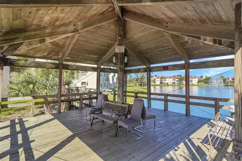 7960 N Sunrise Lakes Drive Sunrise FL 33322