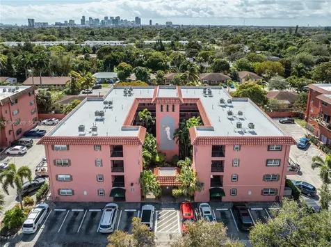670 Tennis Club Drive Fort Lauderdale FL 33311