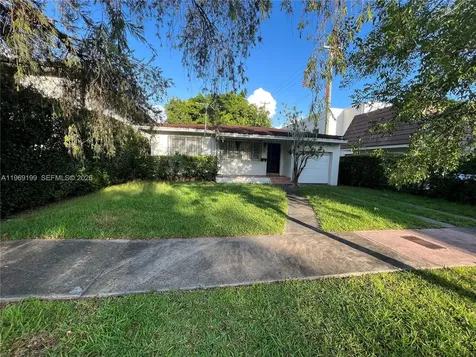 812 Columbus Boulevard Coral Gables FL 33134