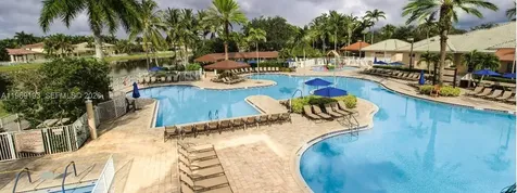1653 Zenith Way Weston FL 33327