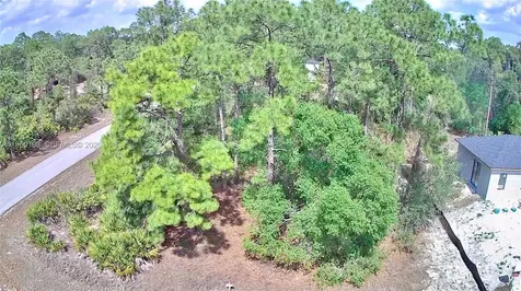 901 E 17th Street Lehigh Acres FL 33972