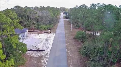 901 E 17th Street Lehigh Acres FL 33972