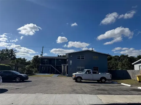 927 S Pine Street Lake Worth FL 33460