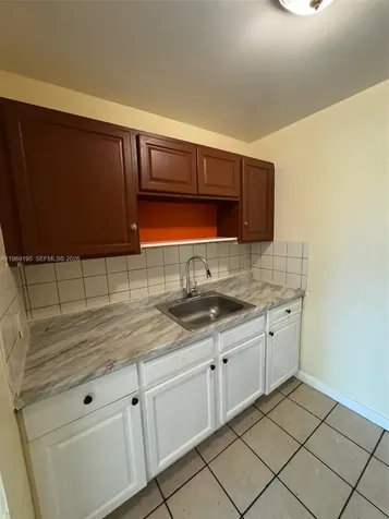 927 S Pine Street Lake Worth FL 33460