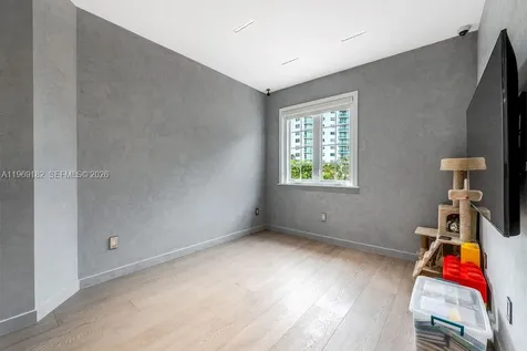 Sunny Isles Beach FL 33160