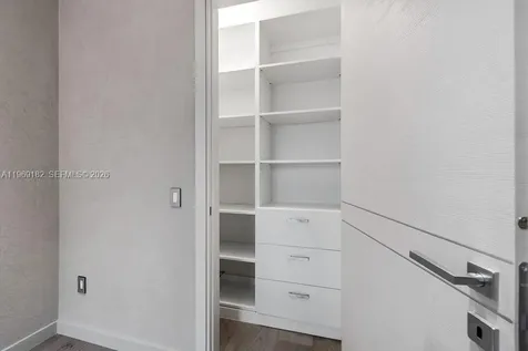 Sunny Isles Beach FL 33160