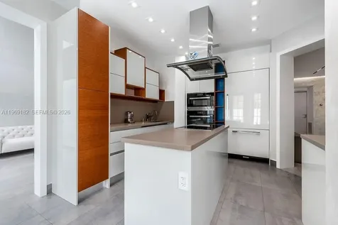 Sunny Isles Beach FL 33160