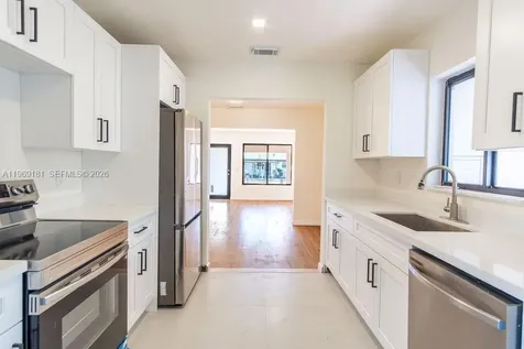 415 E 52nd Street Hialeah FL 33013