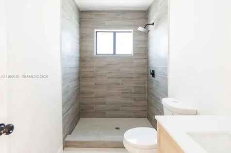 415 E 52nd Street Hialeah FL 33013
