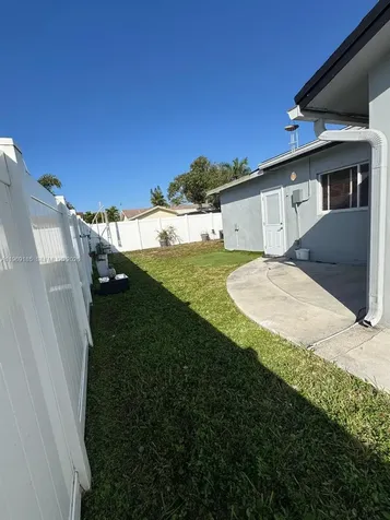 8201 NW 105th Avenue Tamarac FL 33321