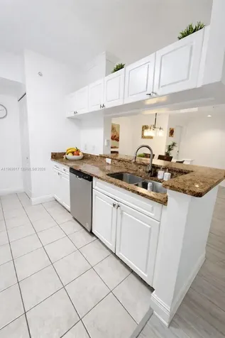 17125 N Bay Road Sunny Isles Beach FL 33160