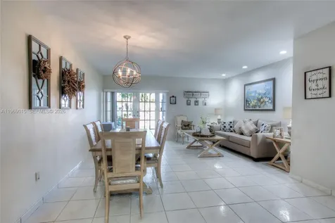 1675 W 72nd Street Hialeah FL 33014
