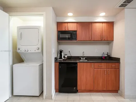 18001 Collins Avenue Sunny Isles Beach FL 33160