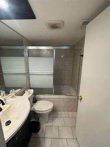 2249 SE 27th Drive Homestead FL 33035