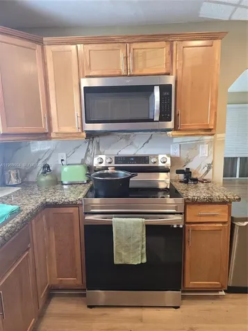 230 NW 7th Avenue Dania Beach FL 33004