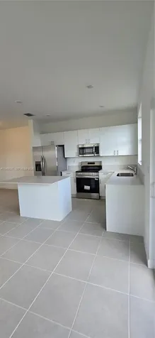 2729 SE 26th Road Homestead FL 33035