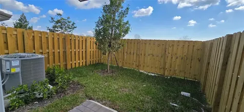 2729 SE 26th Road Homestead FL 33035