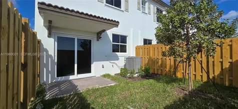 2729 SE 26th Road Homestead FL 33035
