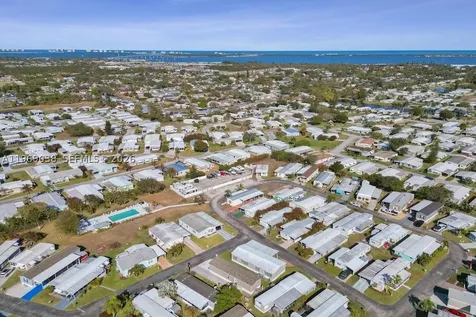 315 NE Cardinal Lane Unit Lot L25 Jensen Beach FL 34957