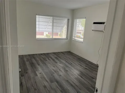 92 Hendricks Isle Fort Lauderdale FL 33301