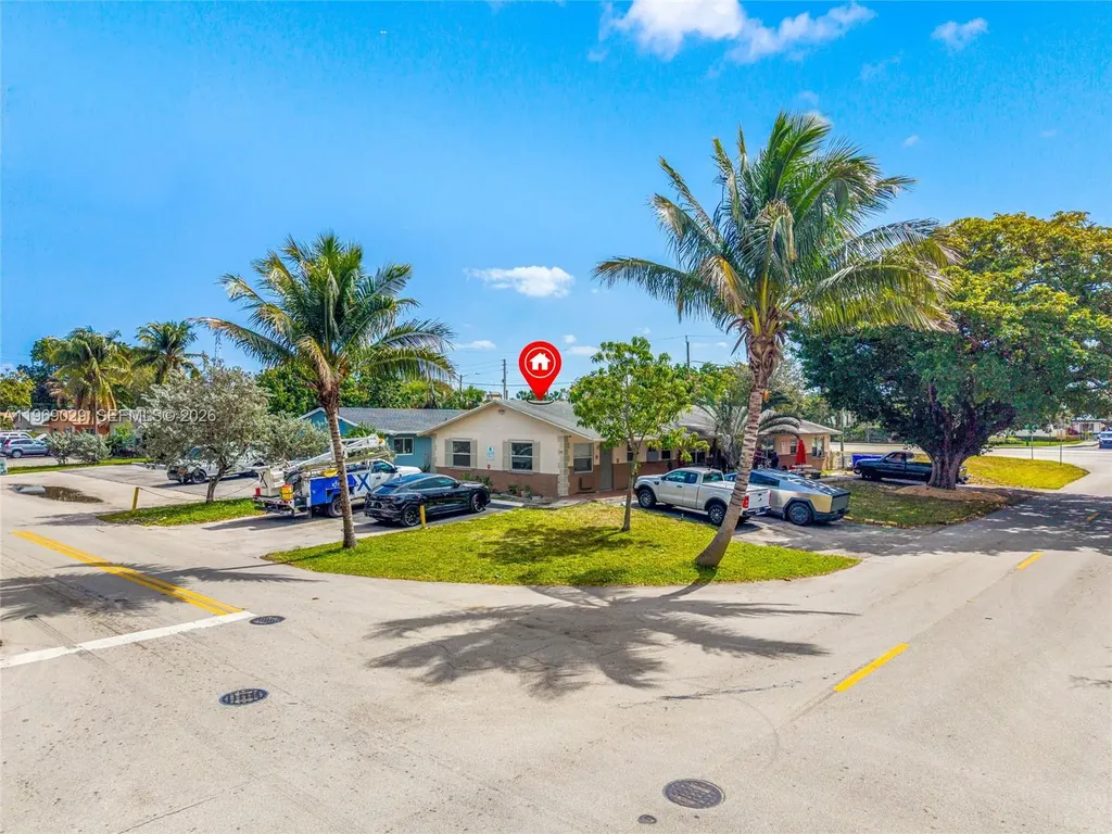 356 SW 2nd Place Pompano Beach FL 33060