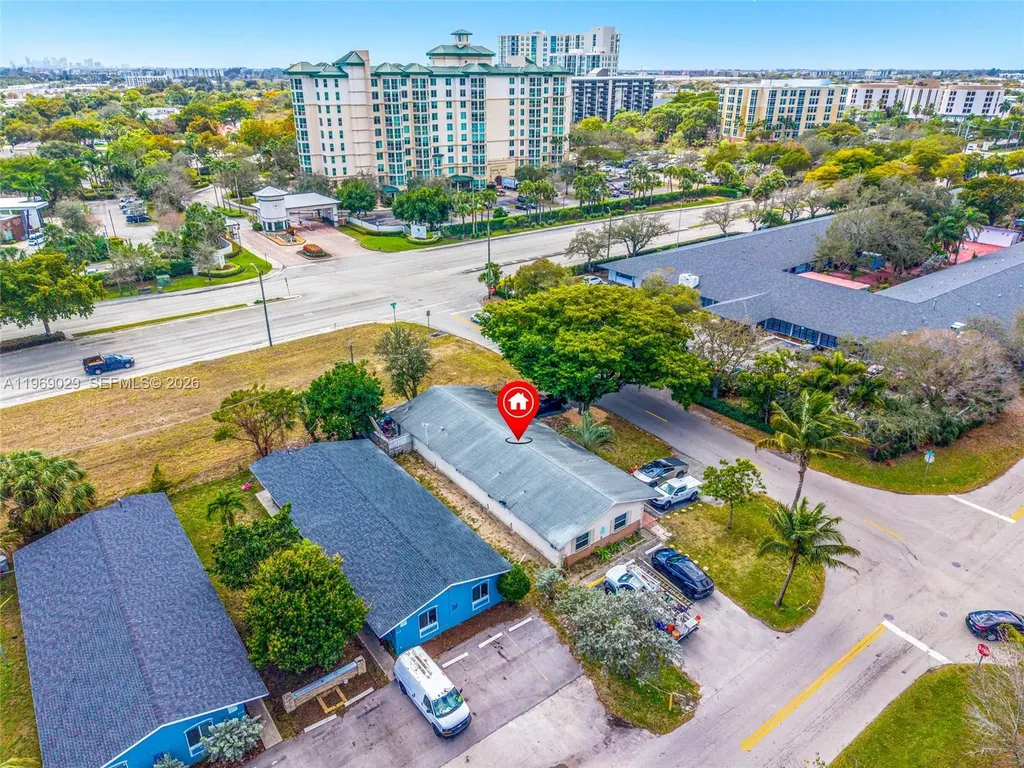 356 SW 2nd Place Pompano Beach FL 33060