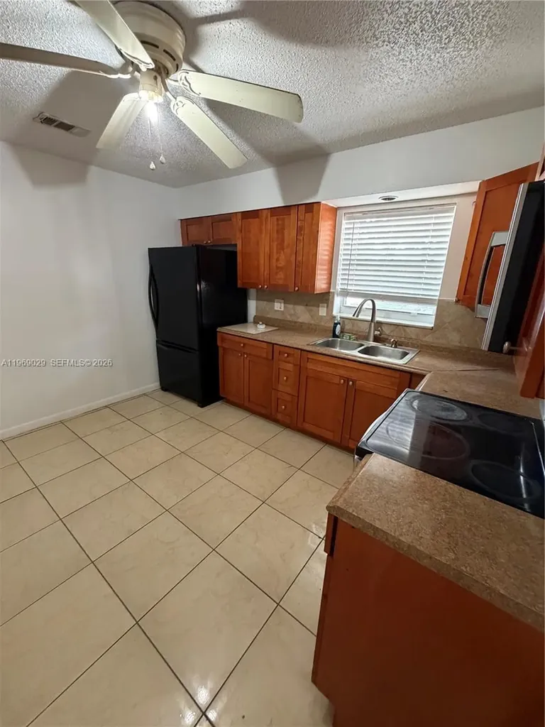 356 SW 2nd Place Pompano Beach FL 33060