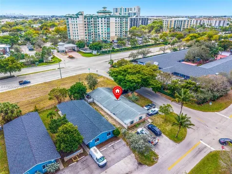 356 SW 2nd Place Pompano Beach FL 33060