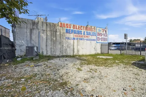 7004 NW 7th Avenue Miami FL 33150