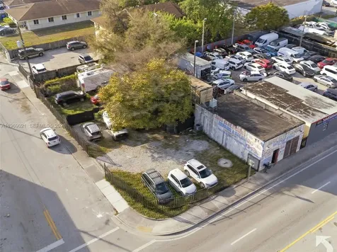 7004 NW 7th Avenue Miami FL 33150