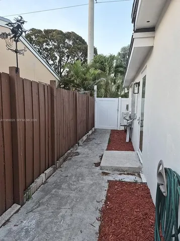 Hollywood FL 33021