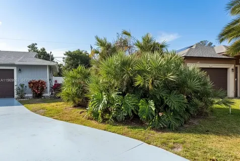 1450 SW Cellini Avenue Port Saint Lucie FL 34953