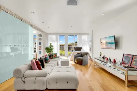 10275 Collins Avenue Bal Harbour FL 33154