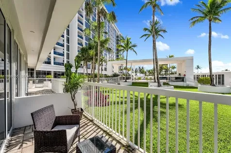 10275 Collins Avenue Bal Harbour FL 33154