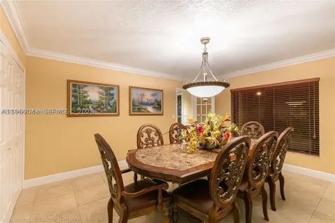 19701 W Oakmont Drive Hialeah FL 33015