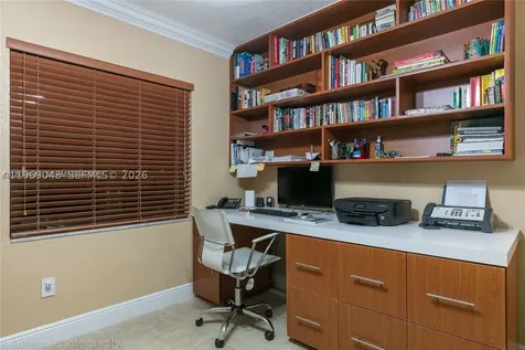 19701 W Oakmont Drive Hialeah FL 33015