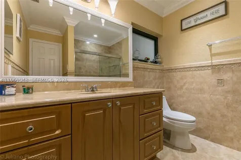 19701 W Oakmont Drive Hialeah FL 33015