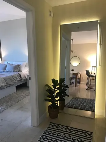 10 Aragon Avenue Coral Gables FL 33134
