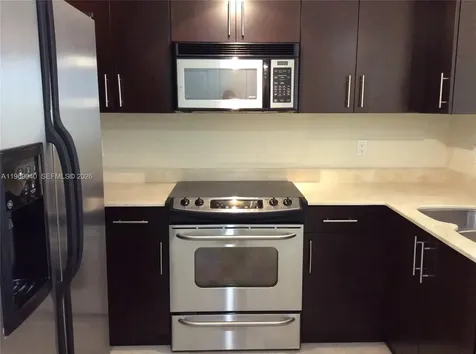 10 Aragon Avenue Coral Gables FL 33134