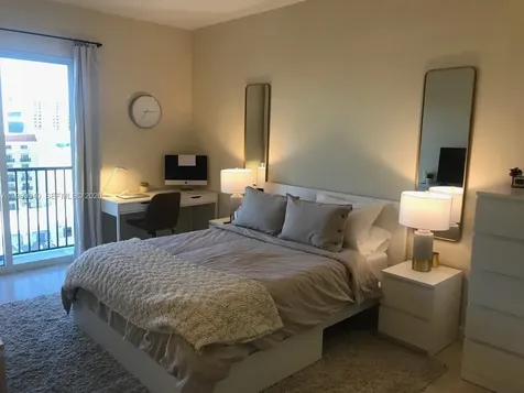 10 Aragon Avenue Coral Gables FL 33134
