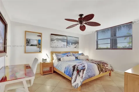 2731 NE 14th St Causeway Pompano Beach FL 33062