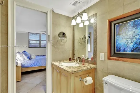 2731 NE 14th St Causeway Pompano Beach FL 33062