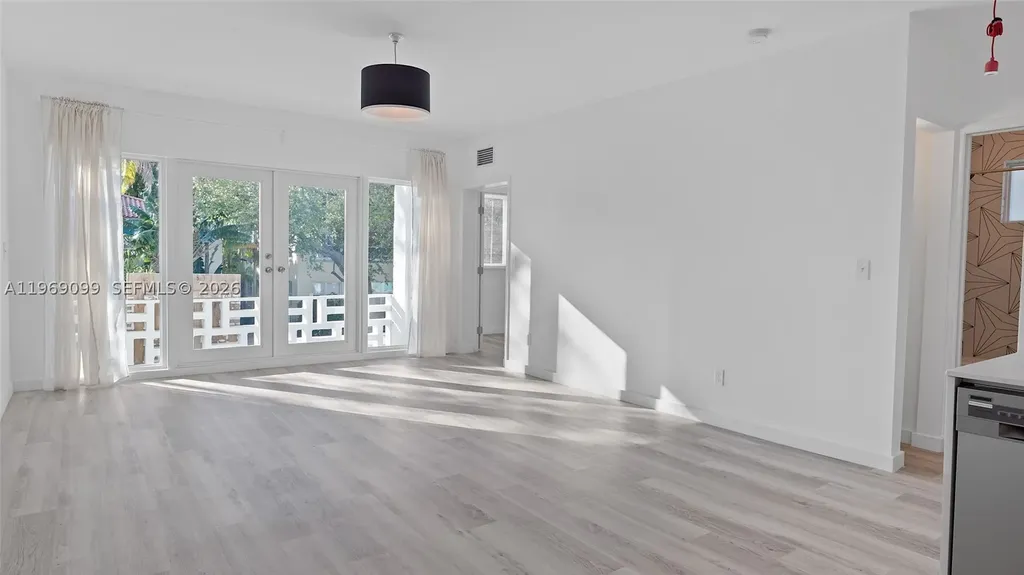 1561 Jefferson Avenue Miami Beach FL 33139