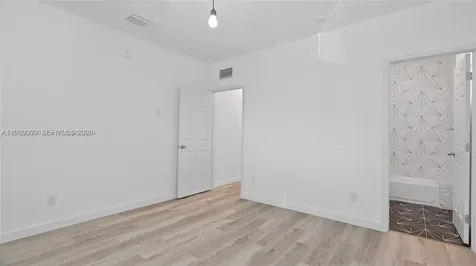 1561 Jefferson Avenue Miami Beach FL 33139