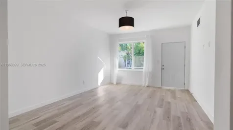 1561 Jefferson Avenue Miami Beach FL 33139